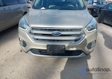 2017 Ford Escape Titanium из США, поврежденный, VIN 1FMCU0JD7HUB80144